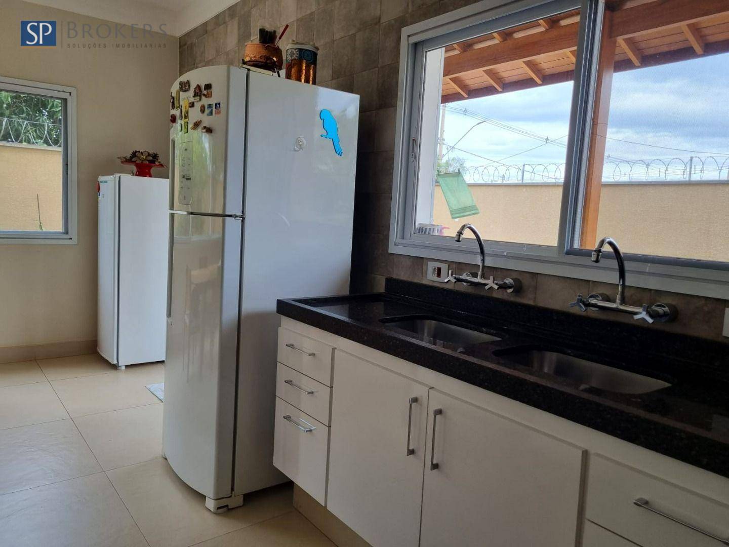 Casa de Condomínio à venda com 3 quartos, 268m² - Foto 12