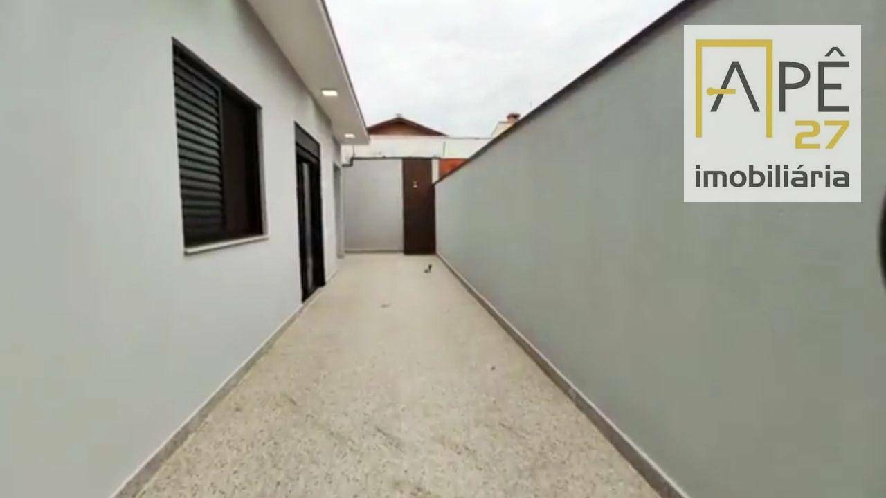 Casa à venda com 3 quartos, 130m² - Foto 4