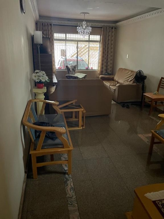 Sobrado à venda com 2 quartos, 121m² - Foto 2