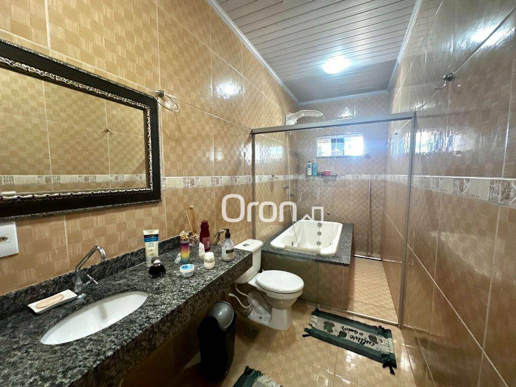 Sobrado à venda com 4 quartos, 300m² - Foto 8