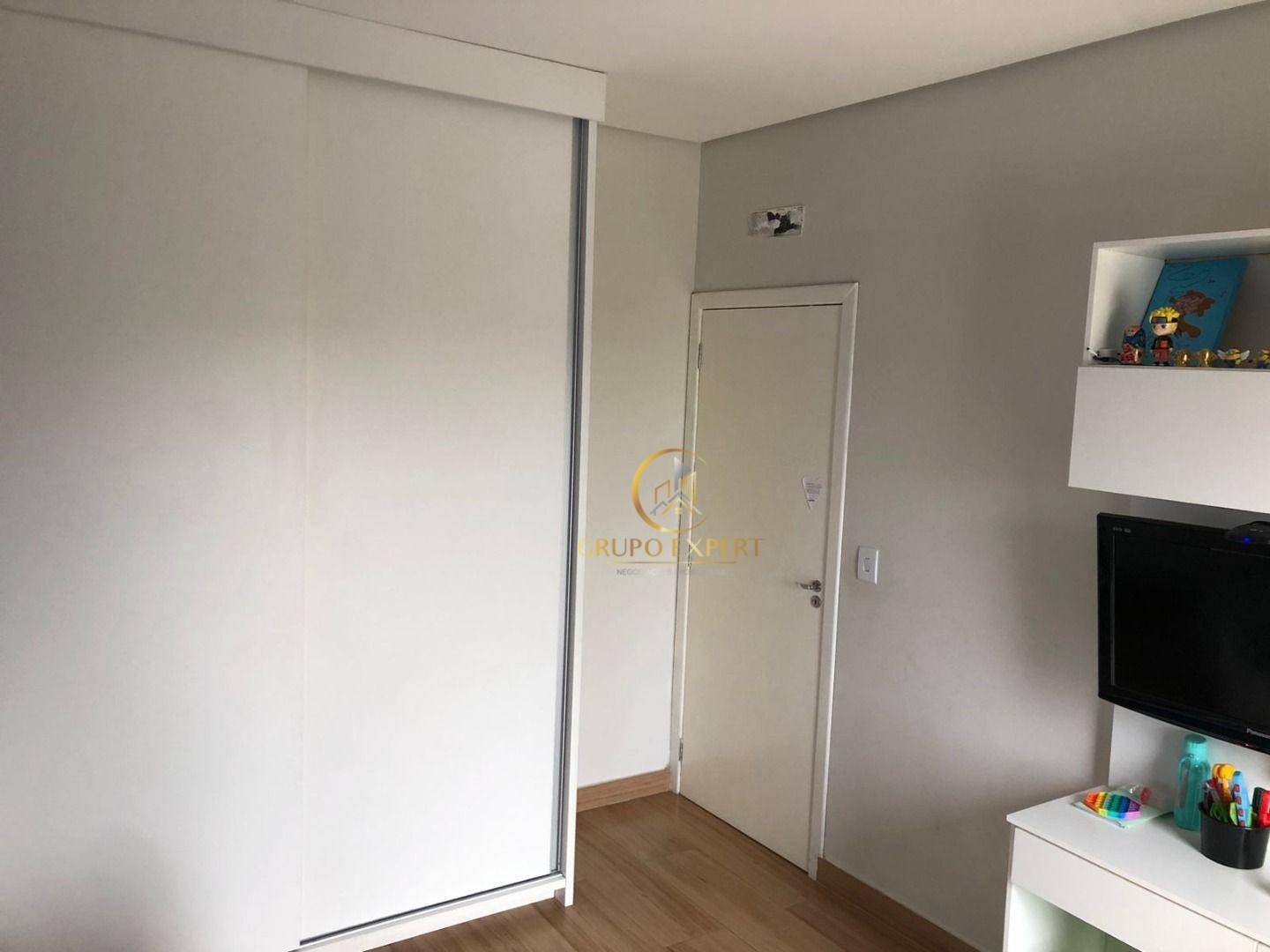 Casa de Condomínio à venda com 3 quartos, 226m² - Foto 12