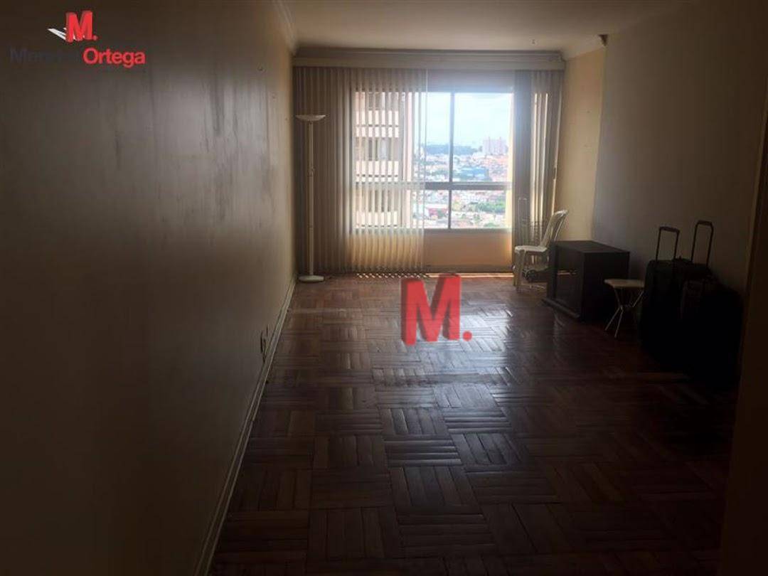 Apartamento à venda com 3 quartos, 121m² - Foto 2