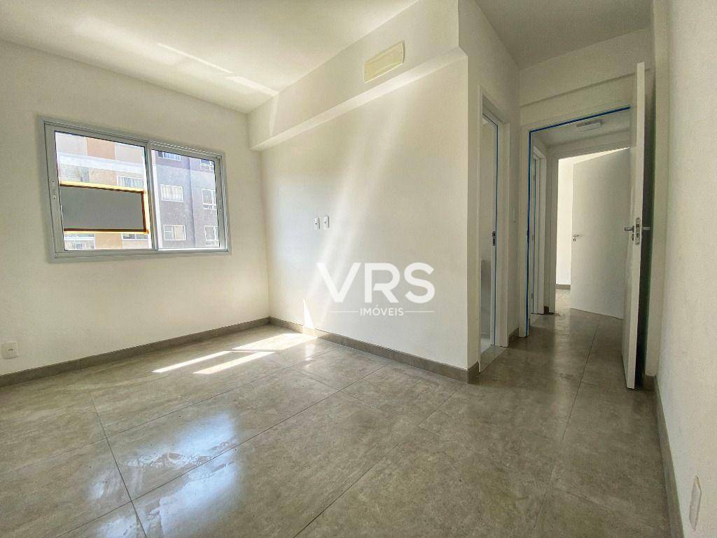 Apartamento à venda com 2 quartos, 60m² - Foto 1