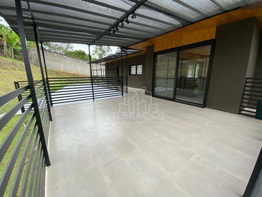 Casa de Condomínio à venda com 3 quartos, 350m² - Foto 4