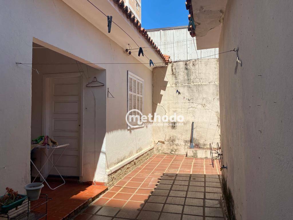 Casa à venda com 3 quartos, 179m² - Foto 14