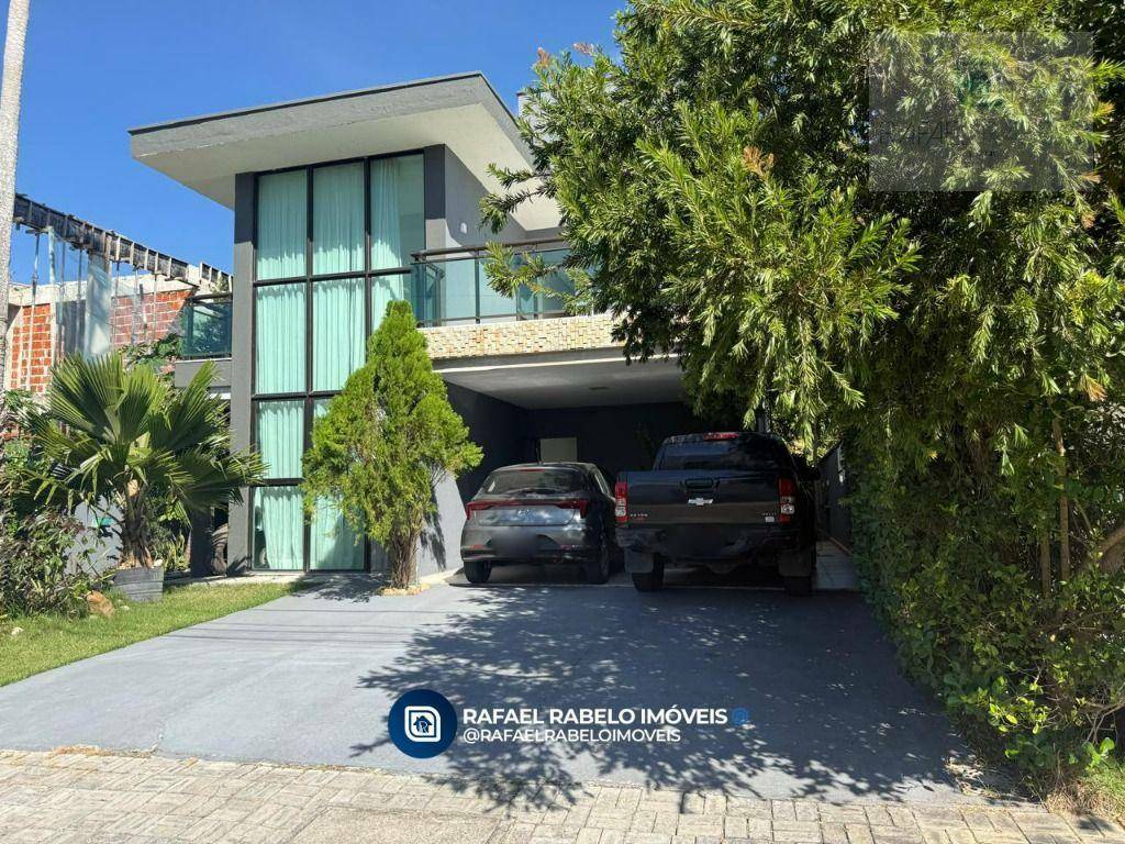 Casa de Condomínio para alugar com 4 quartos, 207m² - Foto 2