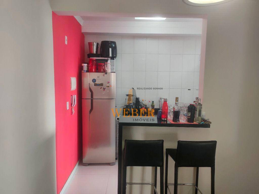 Apartamento à venda com 3 quartos, 70m² - Foto 10