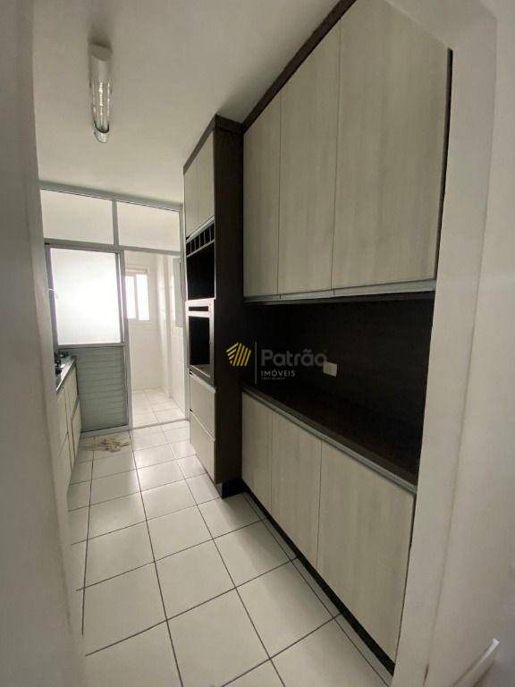 Apartamento à venda com 3 quartos, 80m² - Foto 15