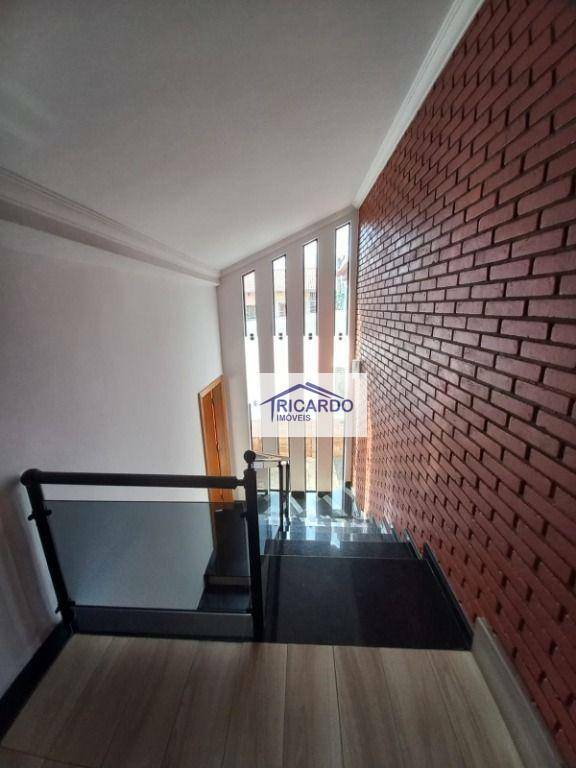 Sobrado à venda com 3 quartos, 452m² - Foto 13