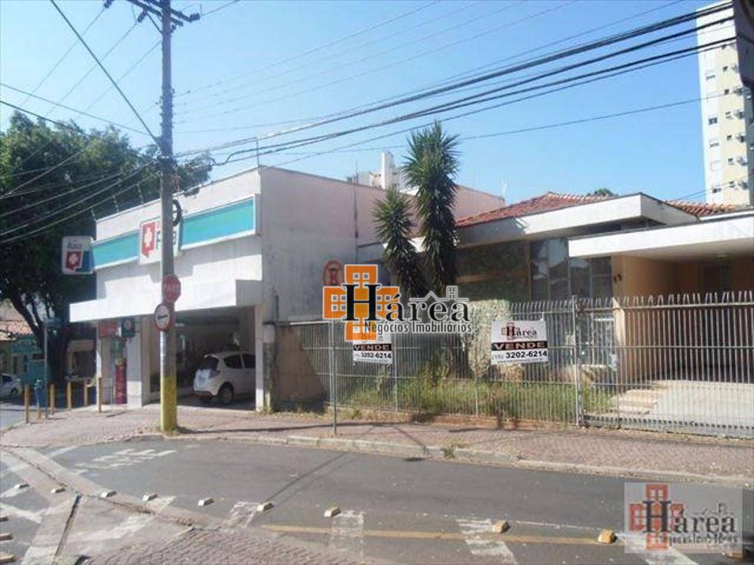 Casa à venda com 4 quartos, 300m² - Foto 1