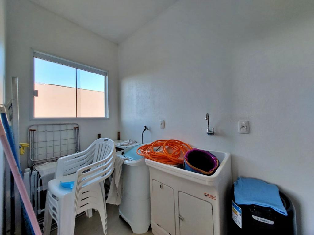 Casa à venda com 3 quartos, 111m² - Foto 17