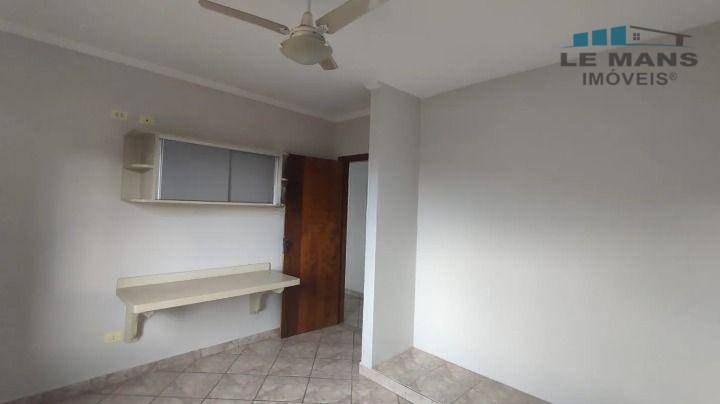 Casa à venda e aluguel com 3 quartos, 127m² - Foto 15