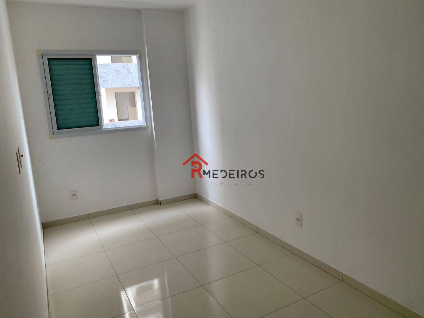 Apartamento à venda com 2 quartos, 62m² - Foto 9