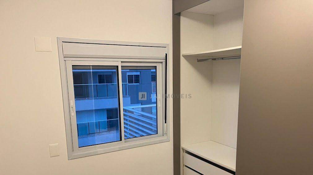 Apartamento à venda com 2 quartos, 62m² - Foto 10