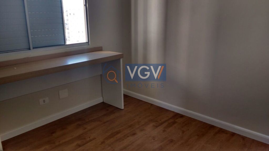 Apartamento à venda com 2 quartos, 60m² - Foto 14