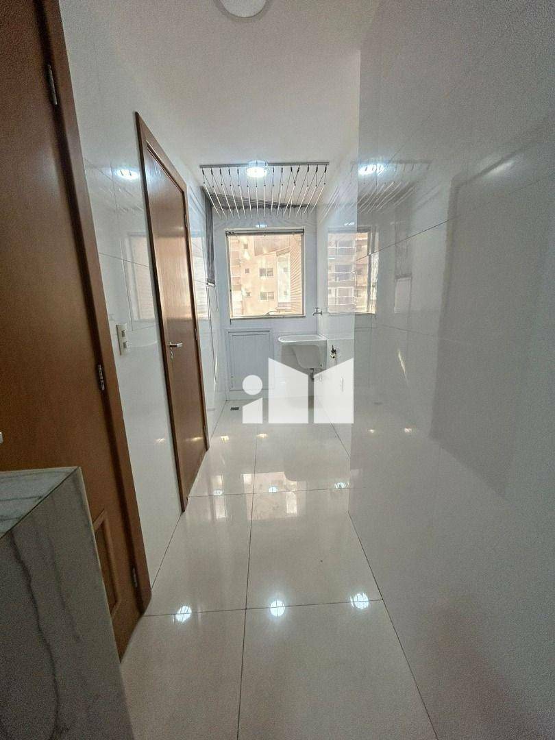 Apartamento à venda com 4 quartos, 180m² - Foto 20