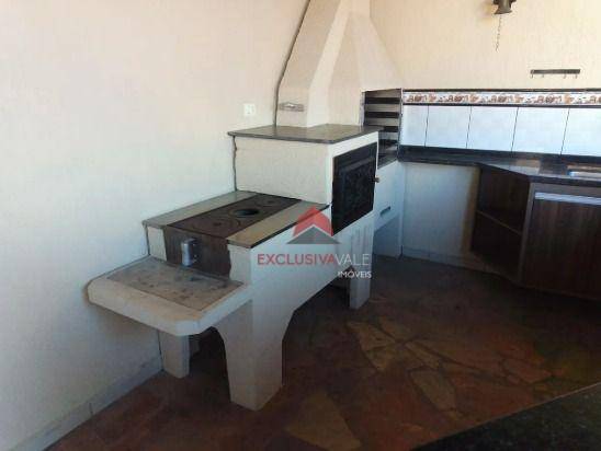 Casa à venda com 3 quartos, 200m² - Foto 4