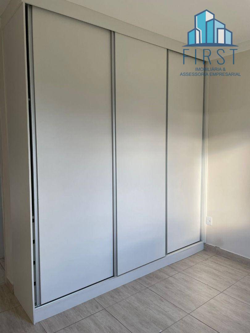 Apartamento à venda com 2 quartos, 70m² - Foto 31