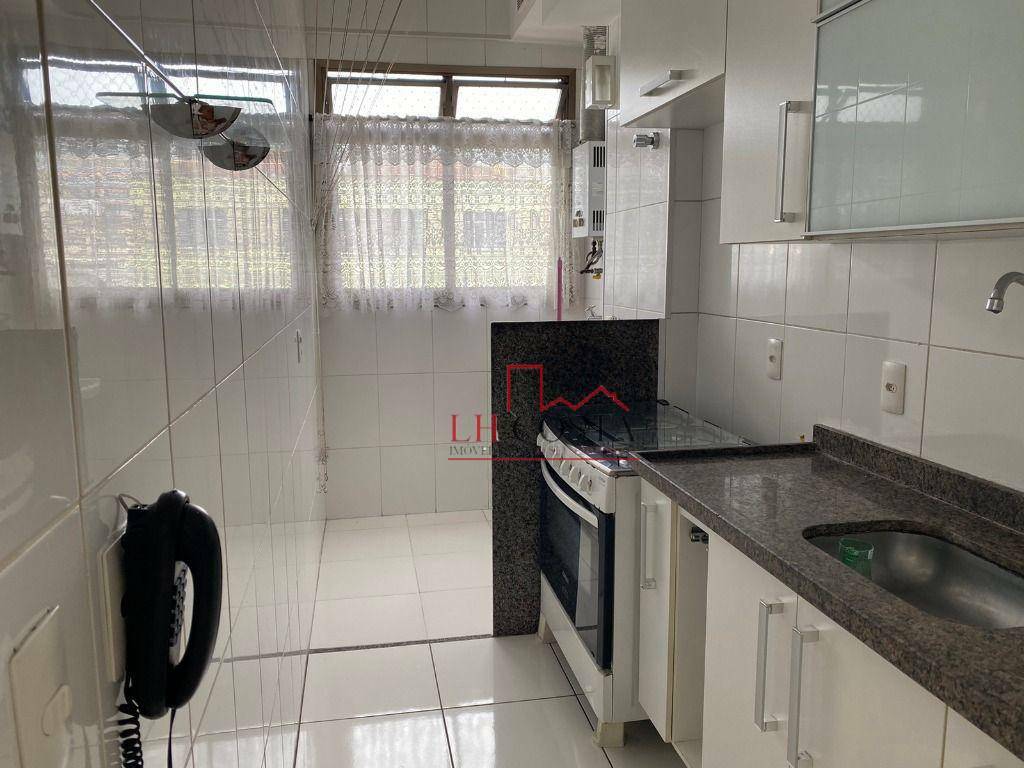 Apartamento à venda com 2 quartos, 69m² - Foto 20