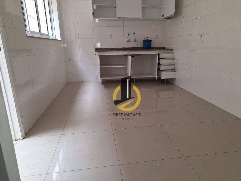 Sobrado à venda com 3 quartos, 150m² - Foto 6