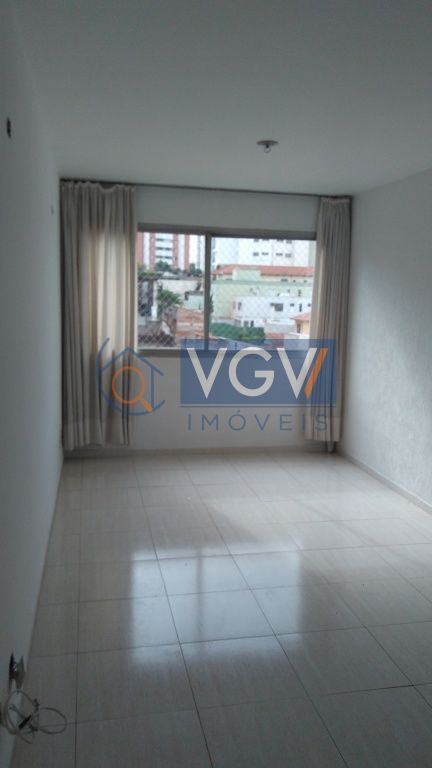 Apartamento à venda com 2 quartos, 65m² - Foto 2