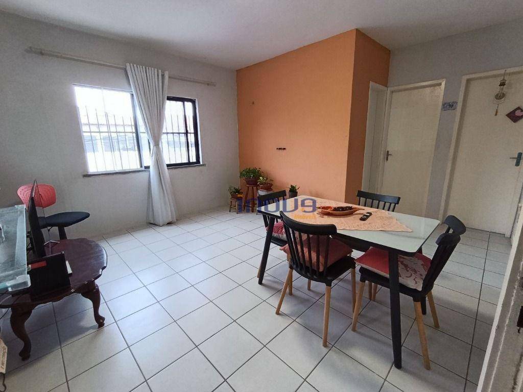 Apartamento à venda com 2 quartos, 63m² - Foto 9