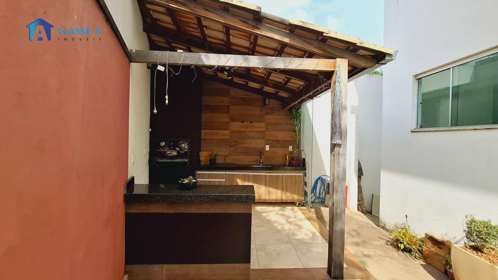 Casa à venda com 4 quartos, 188m² - Foto 35