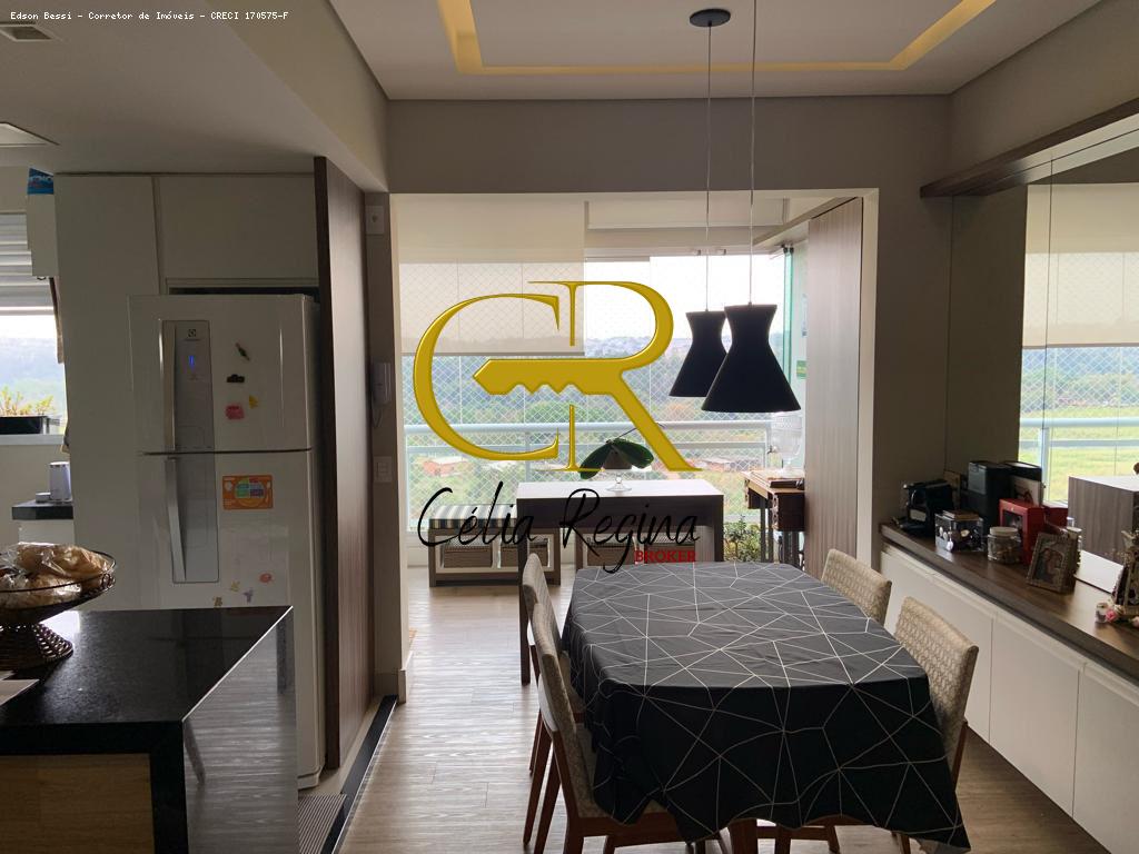 Apartamento à venda com 2 quartos, 82m² - Foto 4