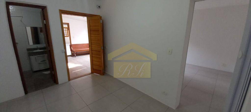 Casa à venda com 2 quartos, 100m² - Foto 3