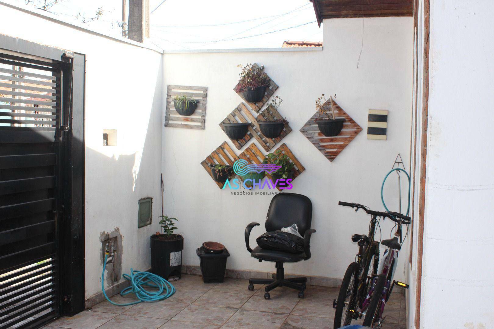 Casa à venda com 3 quartos, 117m² - Foto 3