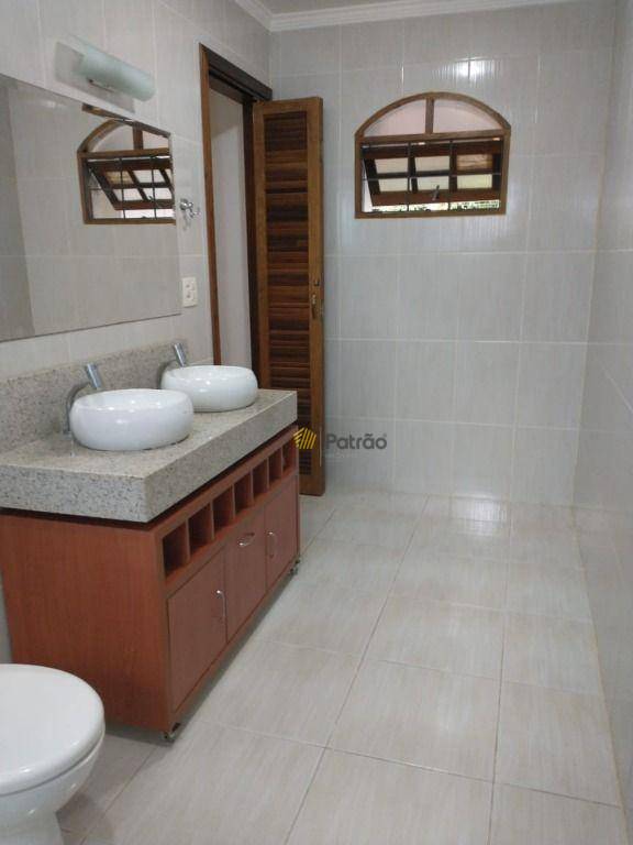 Sobrado à venda com 4 quartos, 215m² - Foto 9