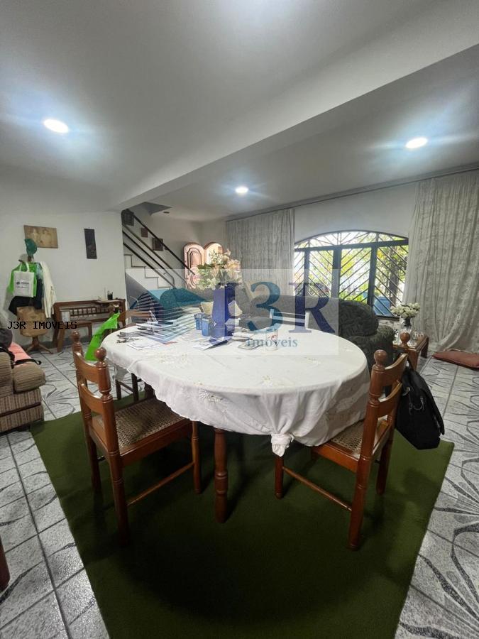 Sobrado à venda com 3 quartos, 150m² - Foto 4