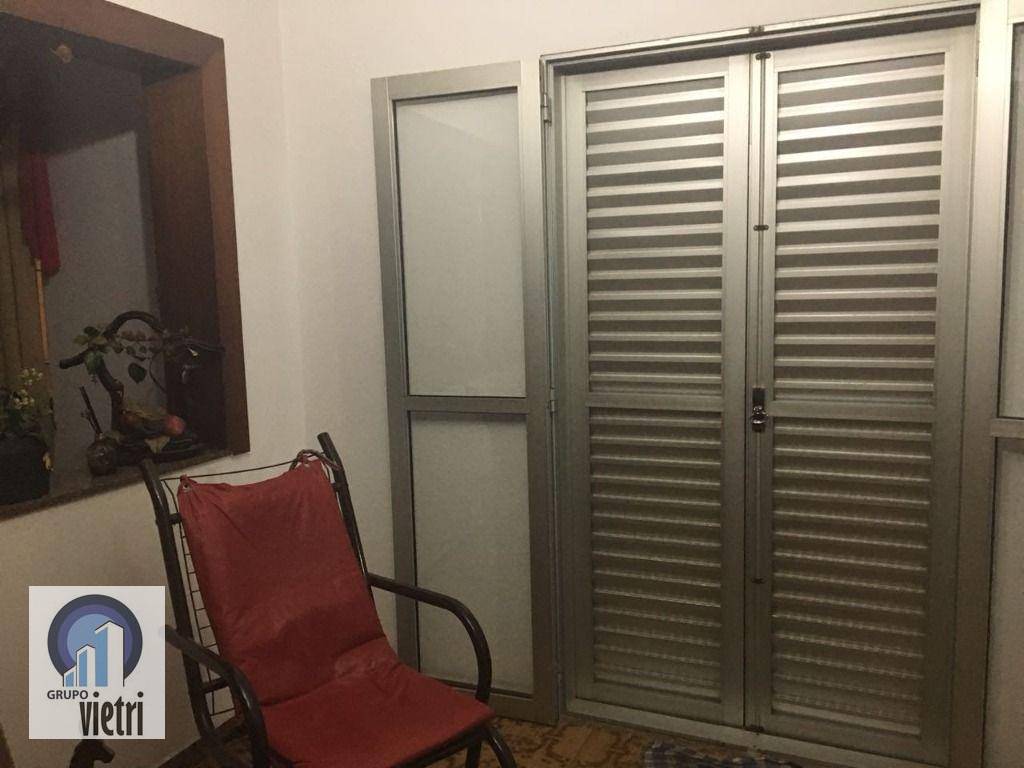 Sobrado à venda com 5 quartos, 300m² - Foto 24