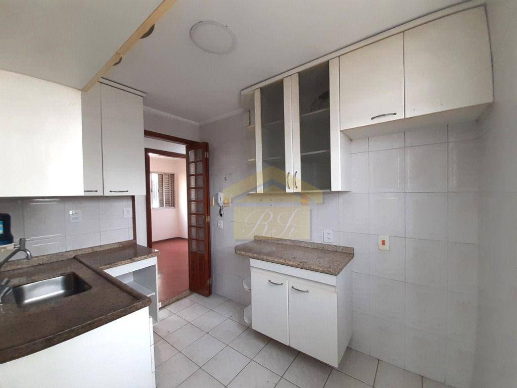 Apartamento à venda e aluguel com 3 quartos, 67m² - Foto 13