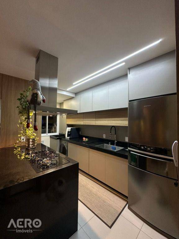 Apartamento à venda com 2 quartos, 69m² - Foto 4