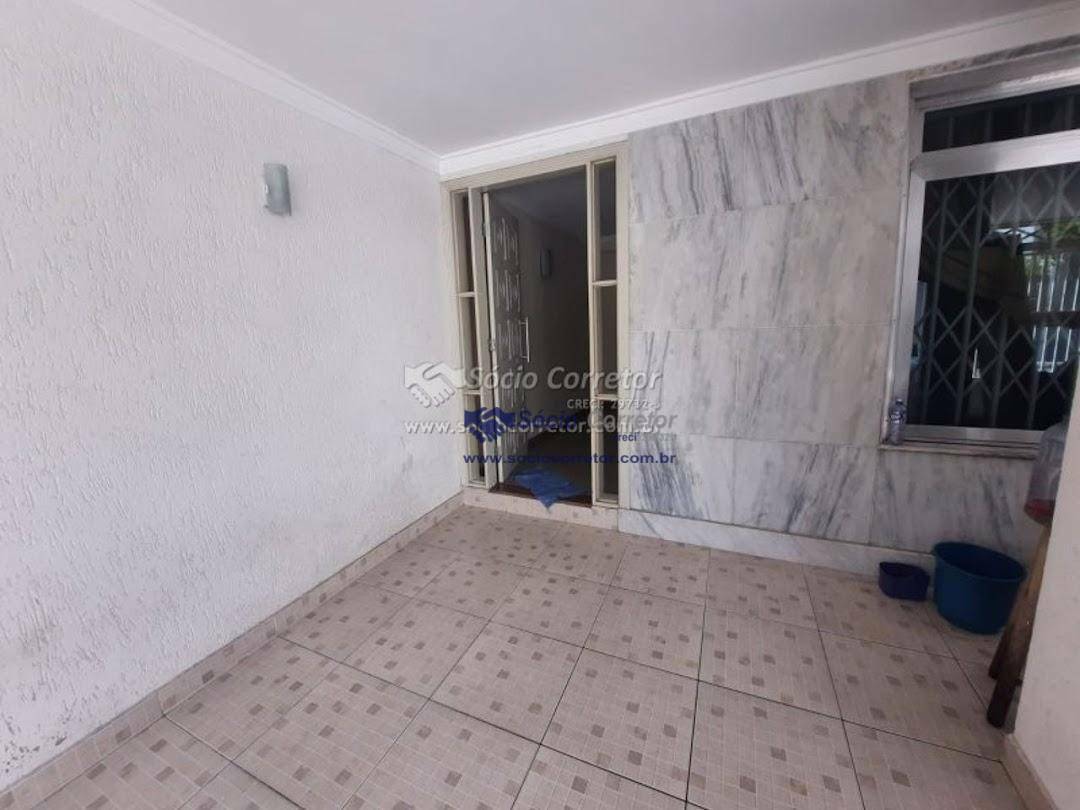 Sobrado à venda com 3 quartos, 206m² - Foto 2