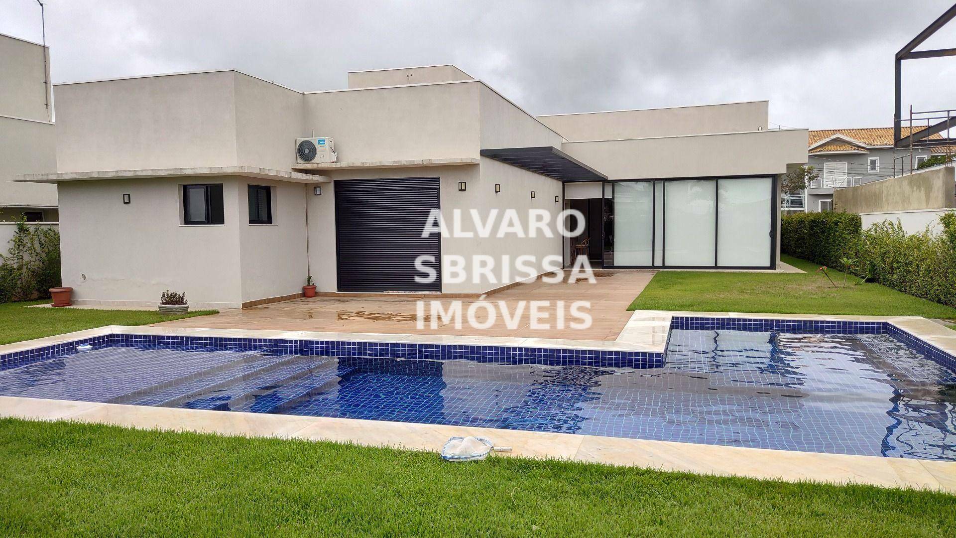 Casa de Condomínio à venda com 4 quartos, 340m² - Foto 1