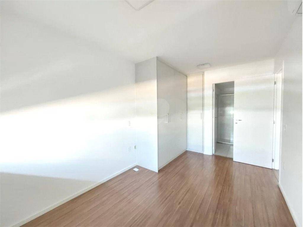 Apartamento para alugar com 2 quartos, 62m² - Foto 9