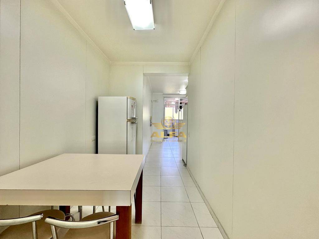 Apartamento à venda com 3 quartos, 156m² - Foto 22