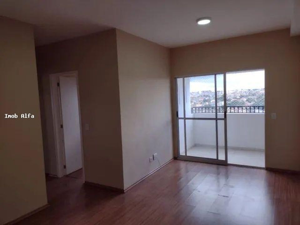 Apartamento à venda com 2 quartos, 67m² - Foto 3