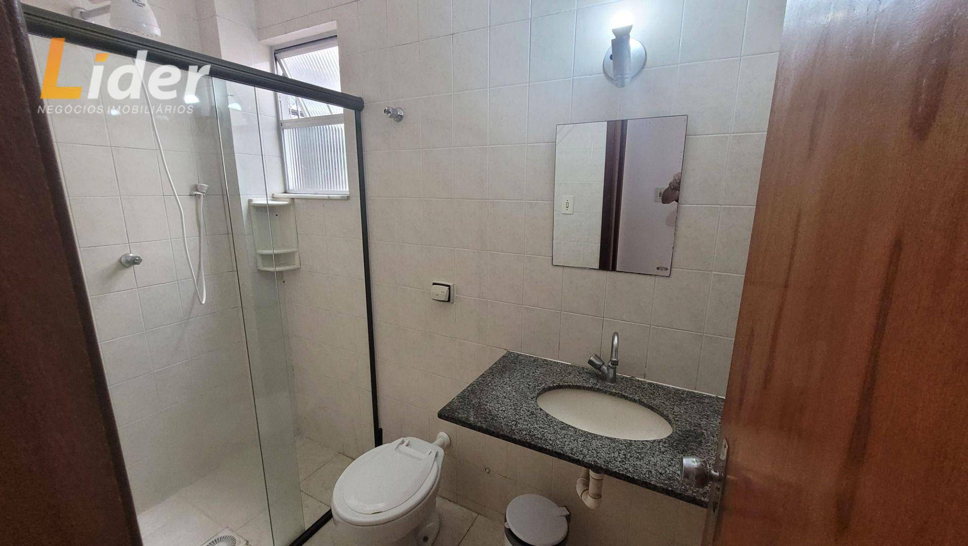 Apartamento para alugar com 2 quartos, 70m² - Foto 5