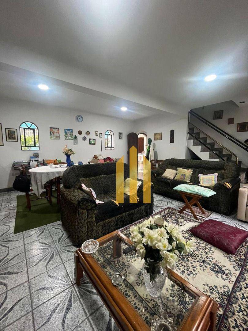 Sobrado à venda e aluguel com 3 quartos, 150m² - Foto 3