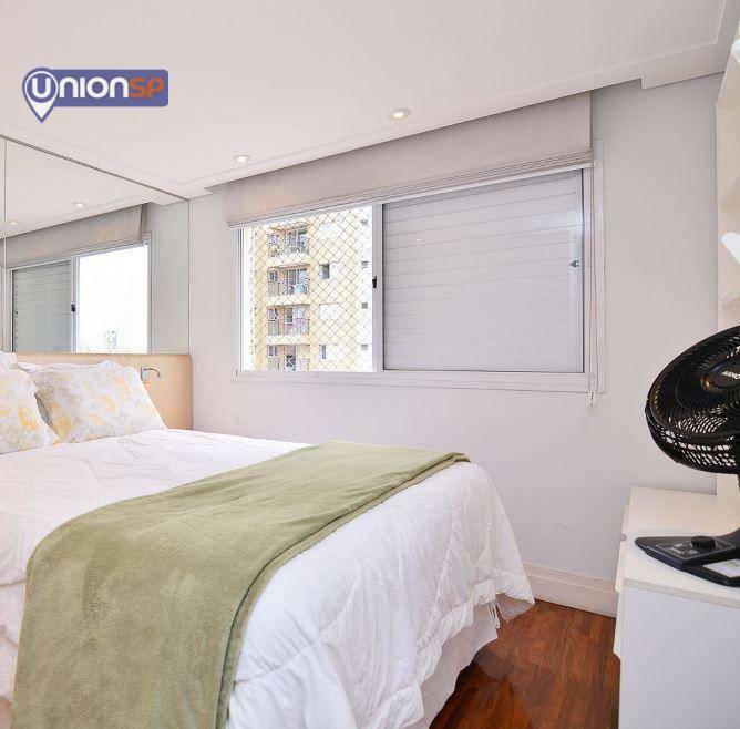 Apartamento à venda com 3 quartos, 101m² - Foto 4