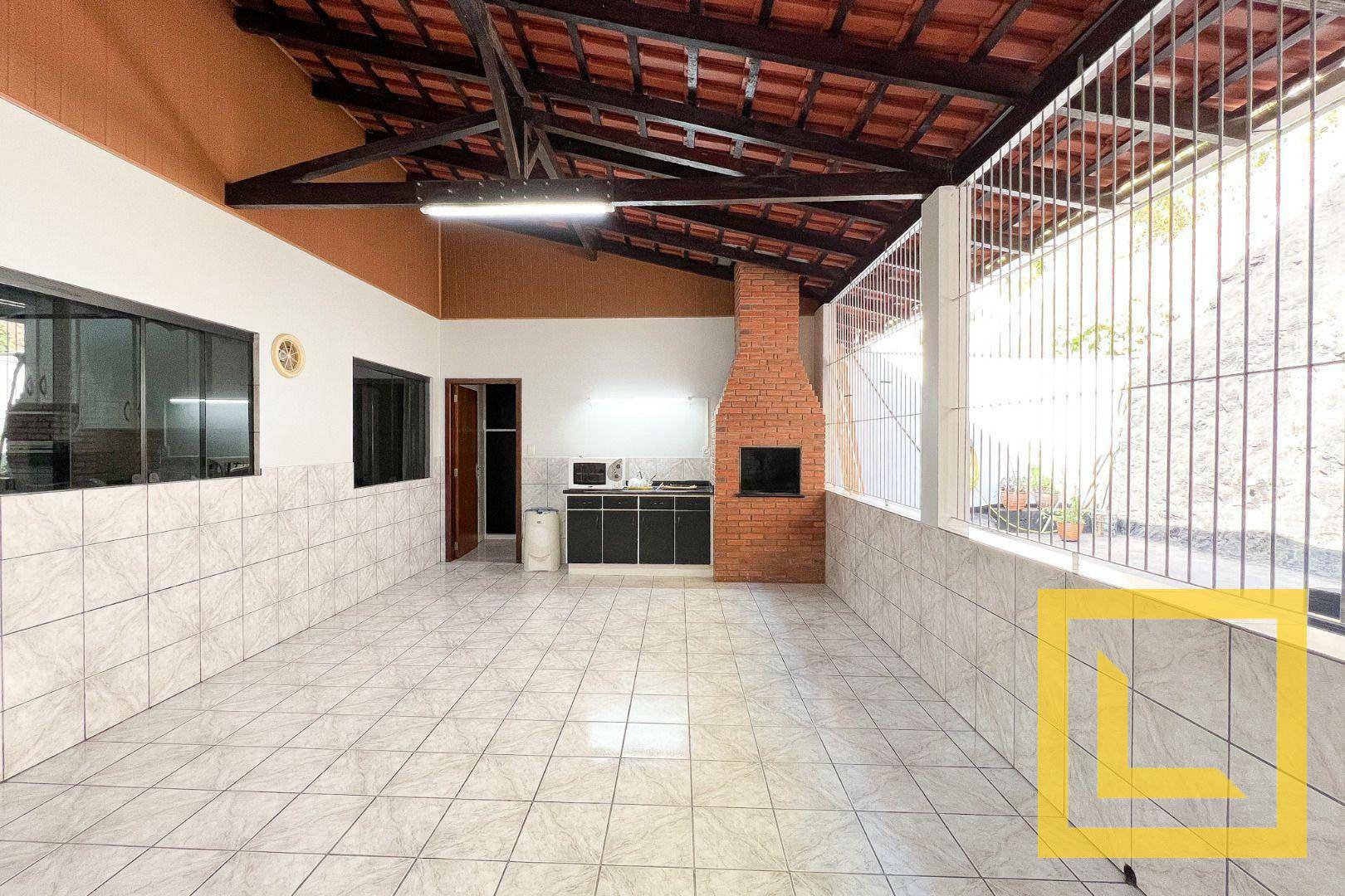 Casa à venda com 4 quartos, 448m² - Foto 16