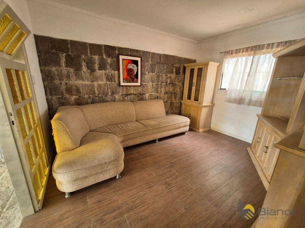 Casa à venda com 3 quartos, 180m² - Foto 5