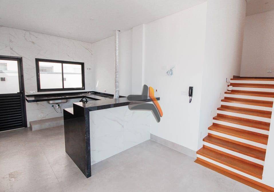 Casa de Condomínio à venda com 4 quartos, 235m² - Foto 10