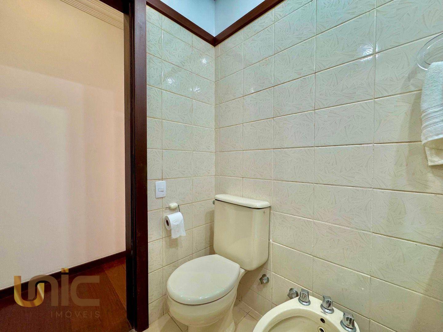 Apartamento à venda com 3 quartos, 140m² - Foto 25