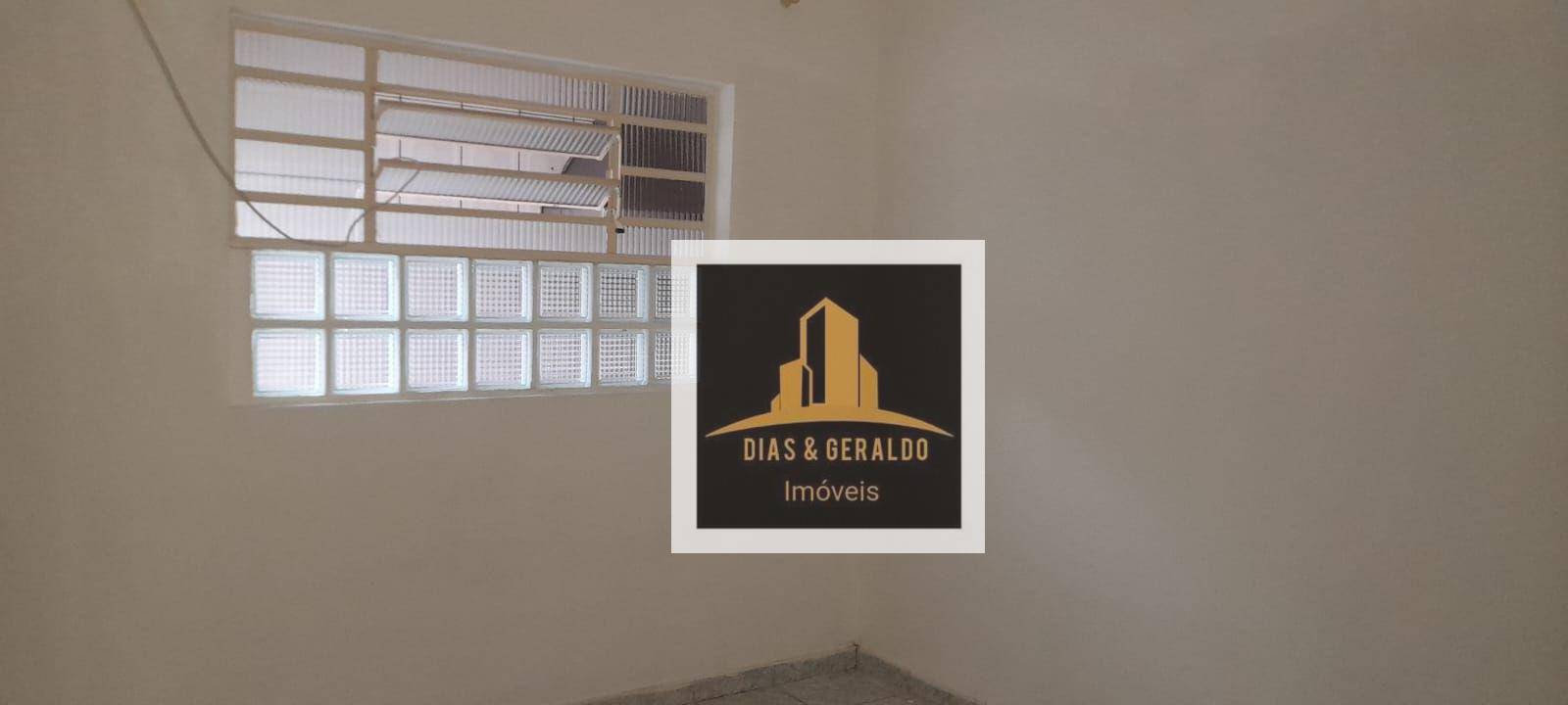 Casa para alugar com 3 quartos, 85m² - Foto 7