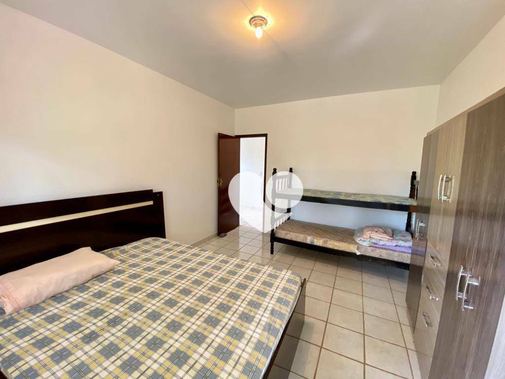 Casa de Condomínio à venda com 5 quartos, 300m² - Foto 11