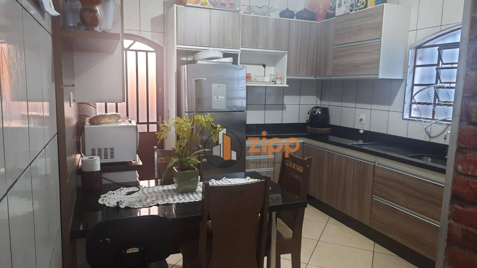 Sobrado à venda com 3 quartos, 200m² - Foto 34